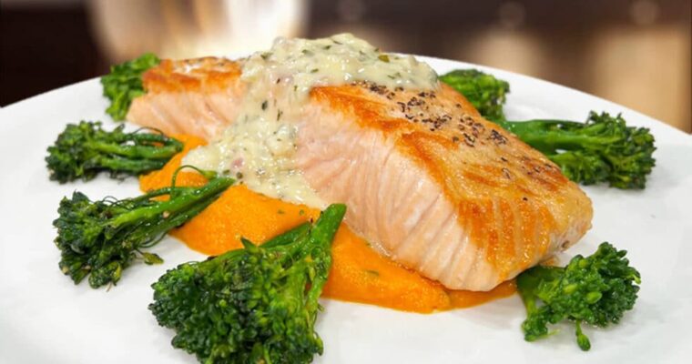 Pan Seared Salmon with Creamy Tarragon & Shallot Sauce