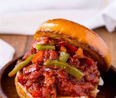 Sausage and Peppers Sloppy Joes