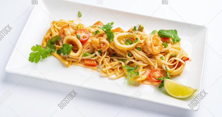CALAMARI WITH NOODLES